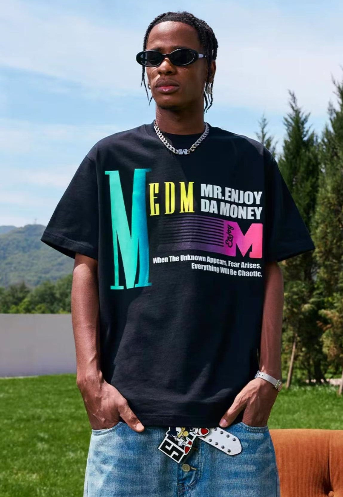 MEDM Gradient Logo Letter Print Short-sleeved T-shirt