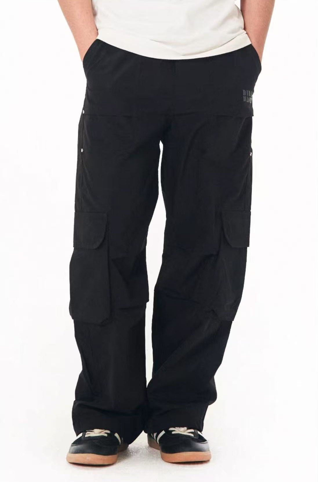 BIPOLAR Pleated Paratrooper Cargo Pants