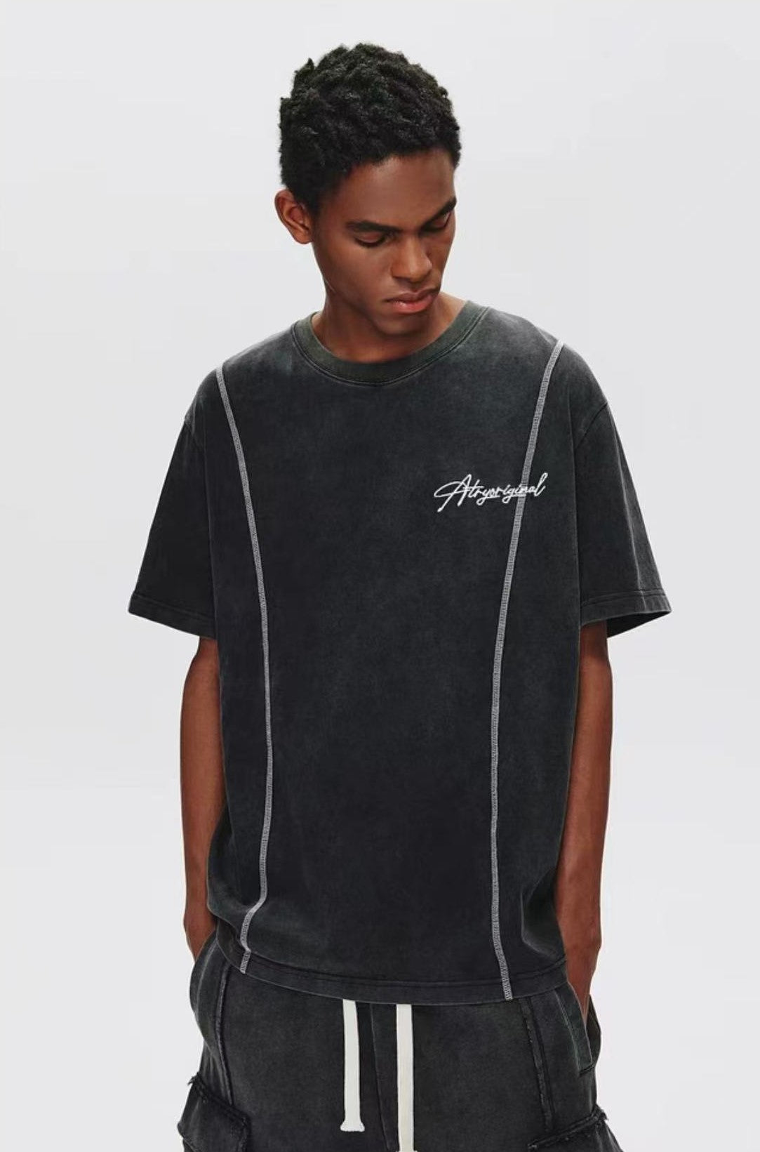 ATRY Washed Distressed Topstitch Embroidered T-shirt