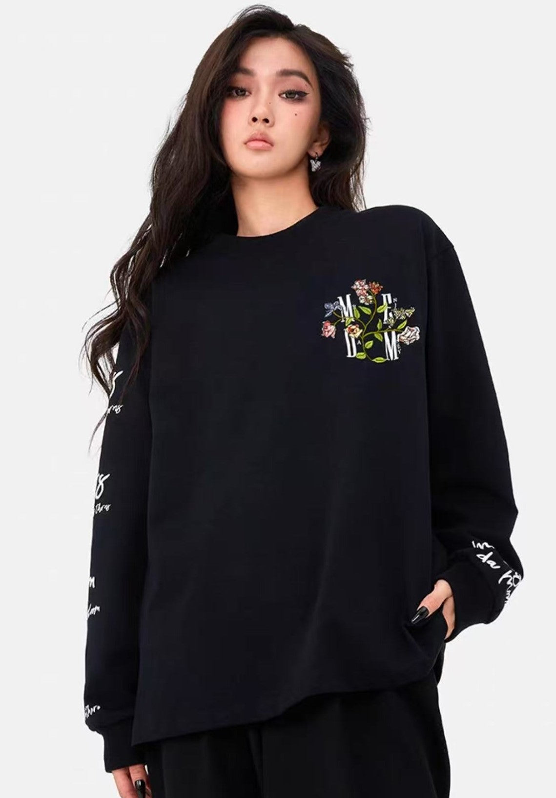 MEDM Floral Embroidered Long-sleeve T-shirt