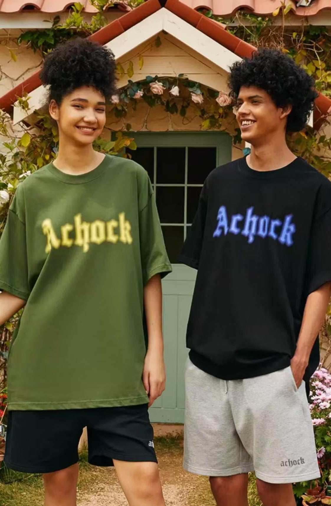 ACHOCK Simple Dot Logo Blur Printed T-shirt