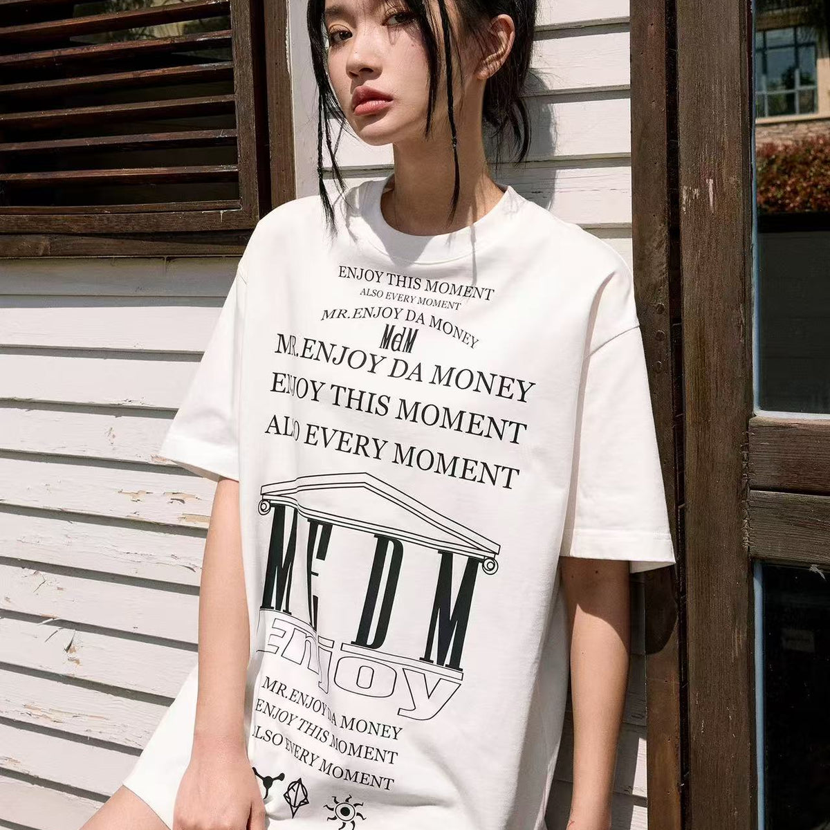 MEDM Letters Printed Luminous Short-sleeved T-shirt
