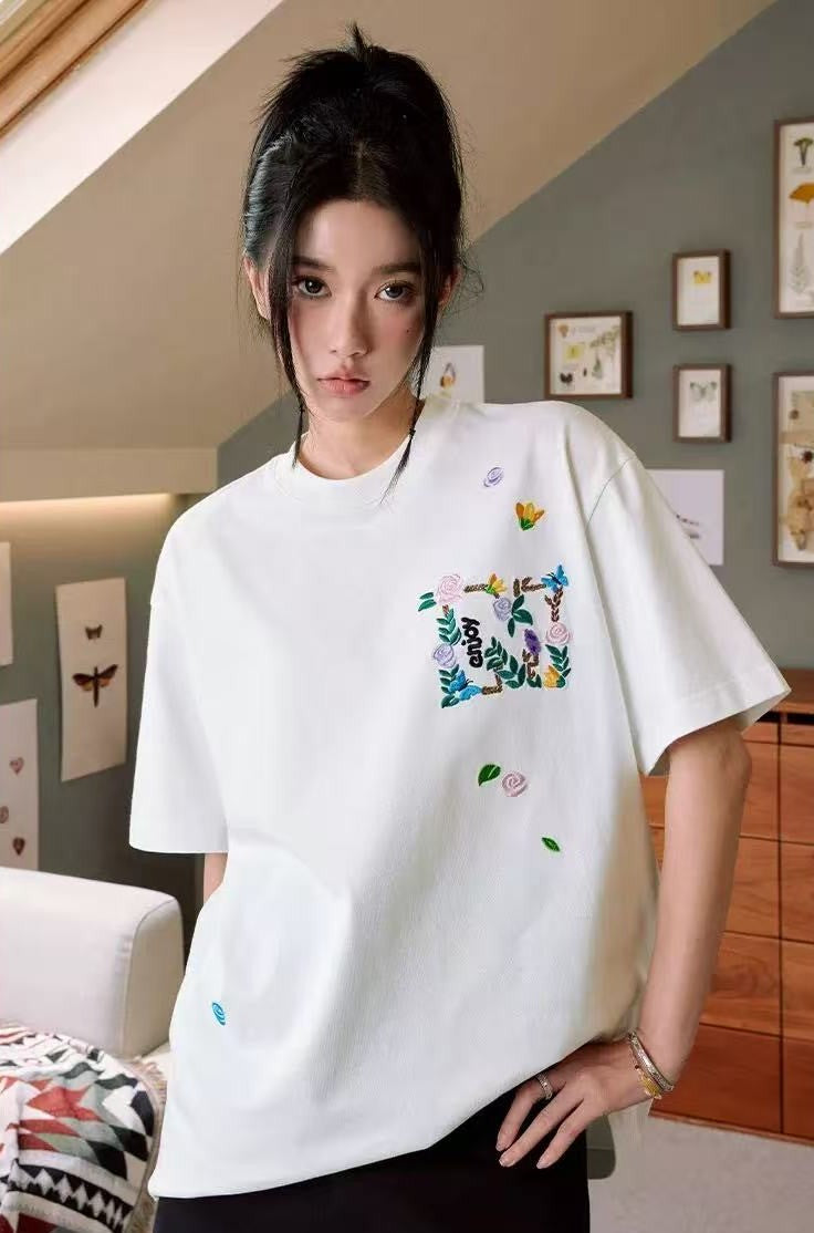 MEDM Embroidered Floral Short-sleeved T-shirt