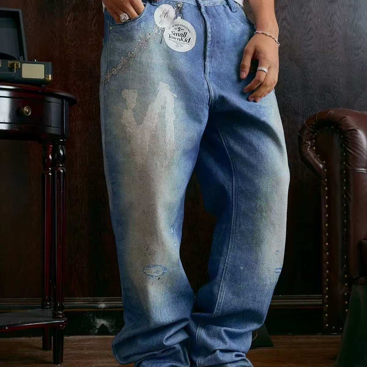 STK Vintage Distressed Wash 3D Badge Print Jeans