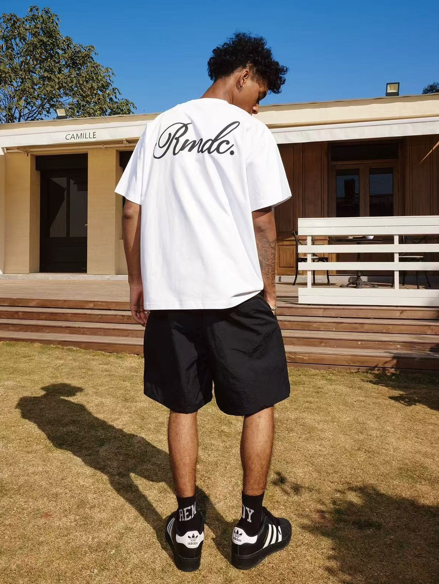 REMEDY Logo Lettering Short-sleeve T-shirt