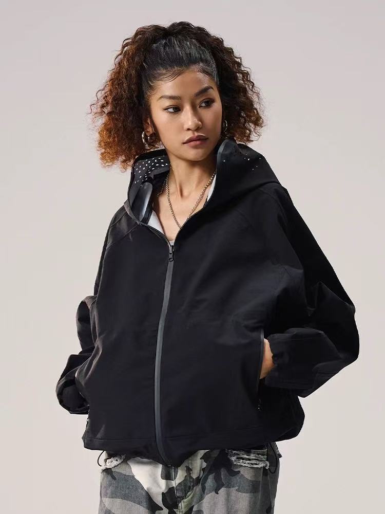 REMEDY Devil Reversible Outdoor Windbreaker