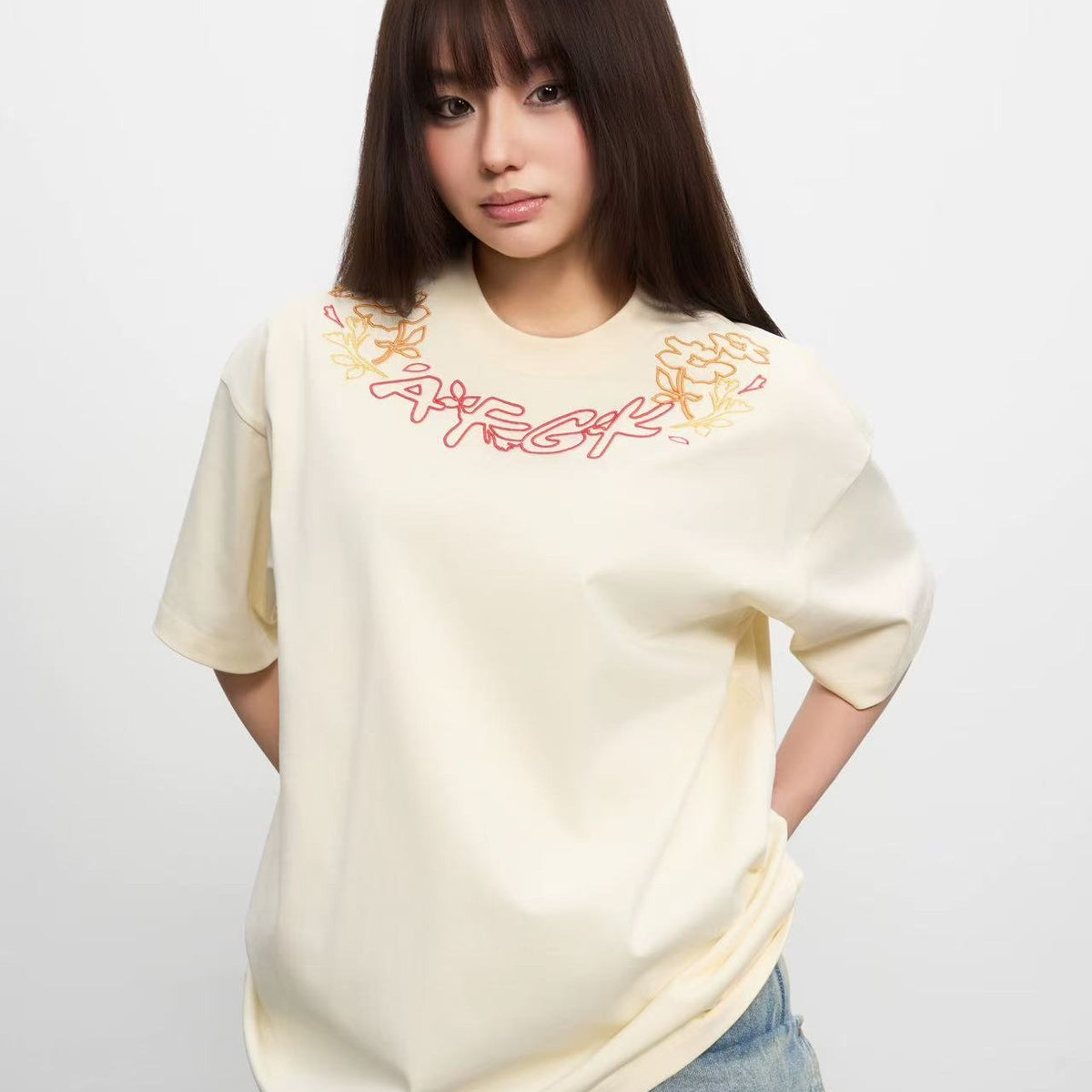 AFGK Floral Necklace Embroidered Short-sleeve T-Shirt