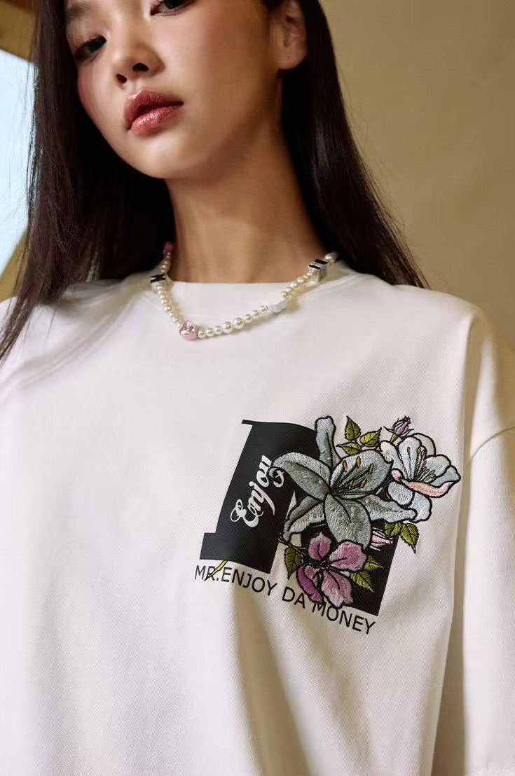MEDM Flowers Blooming 3D Embroidered LOGO Short-sleeve T-shirt