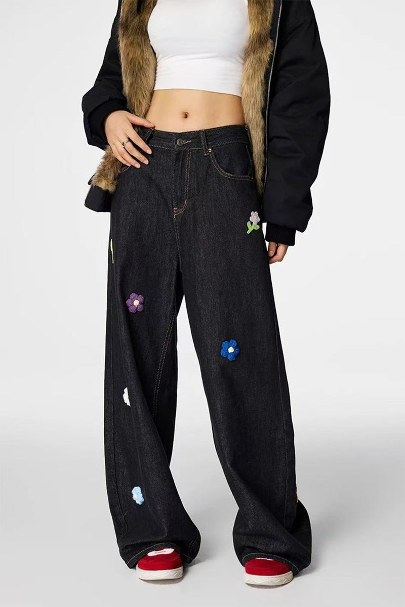 ACHOCK Small  Flower Embroidered Washed Jeans (For Women)