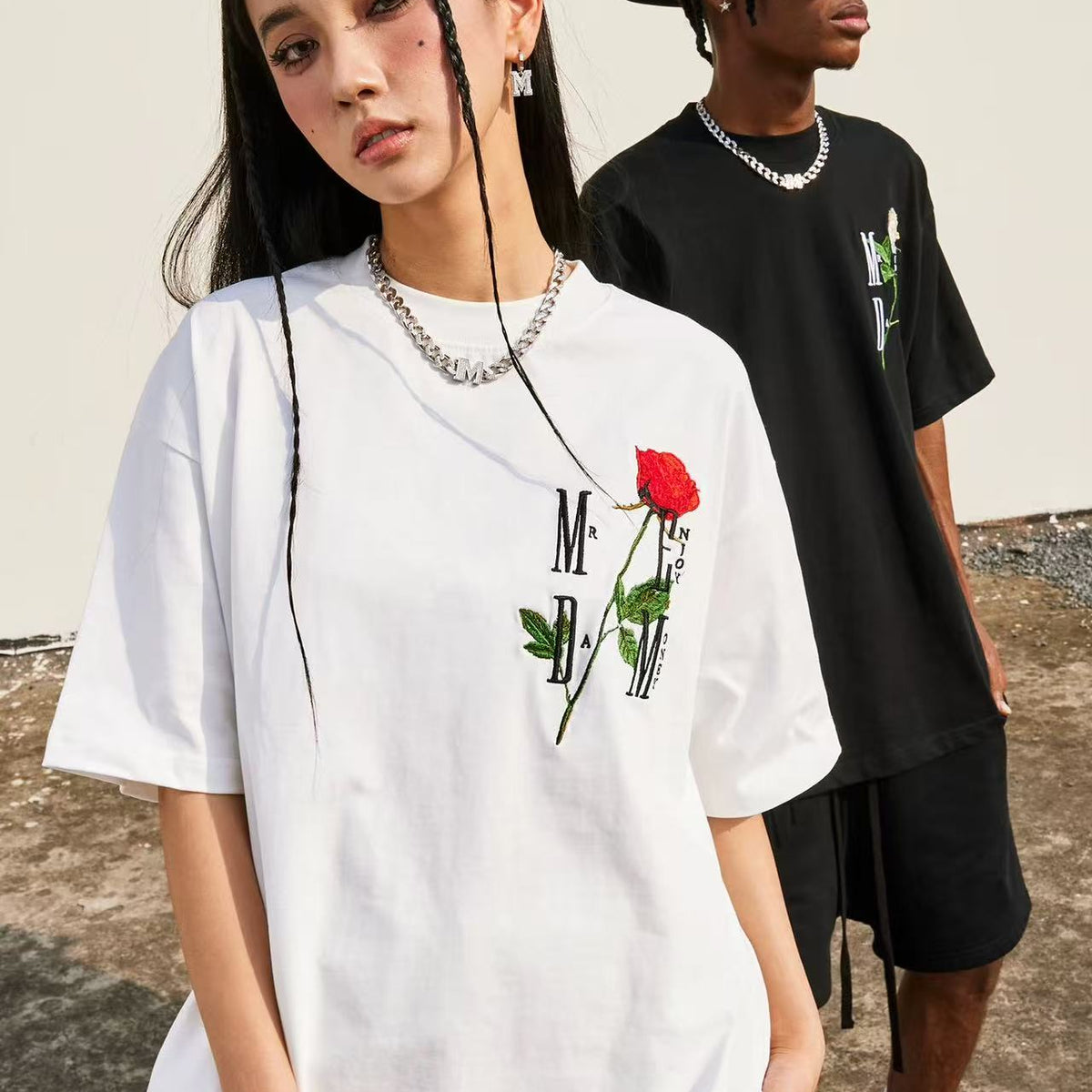 MEDM Rose embroidery Short-sleeved T-shirt