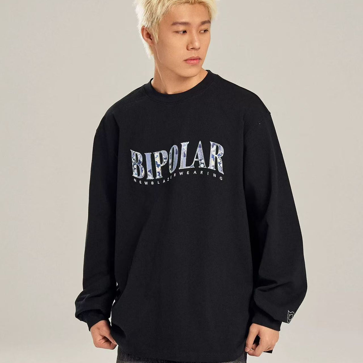 BIPOLAR Vintage Floral Patch Long-sleeve T-shirt