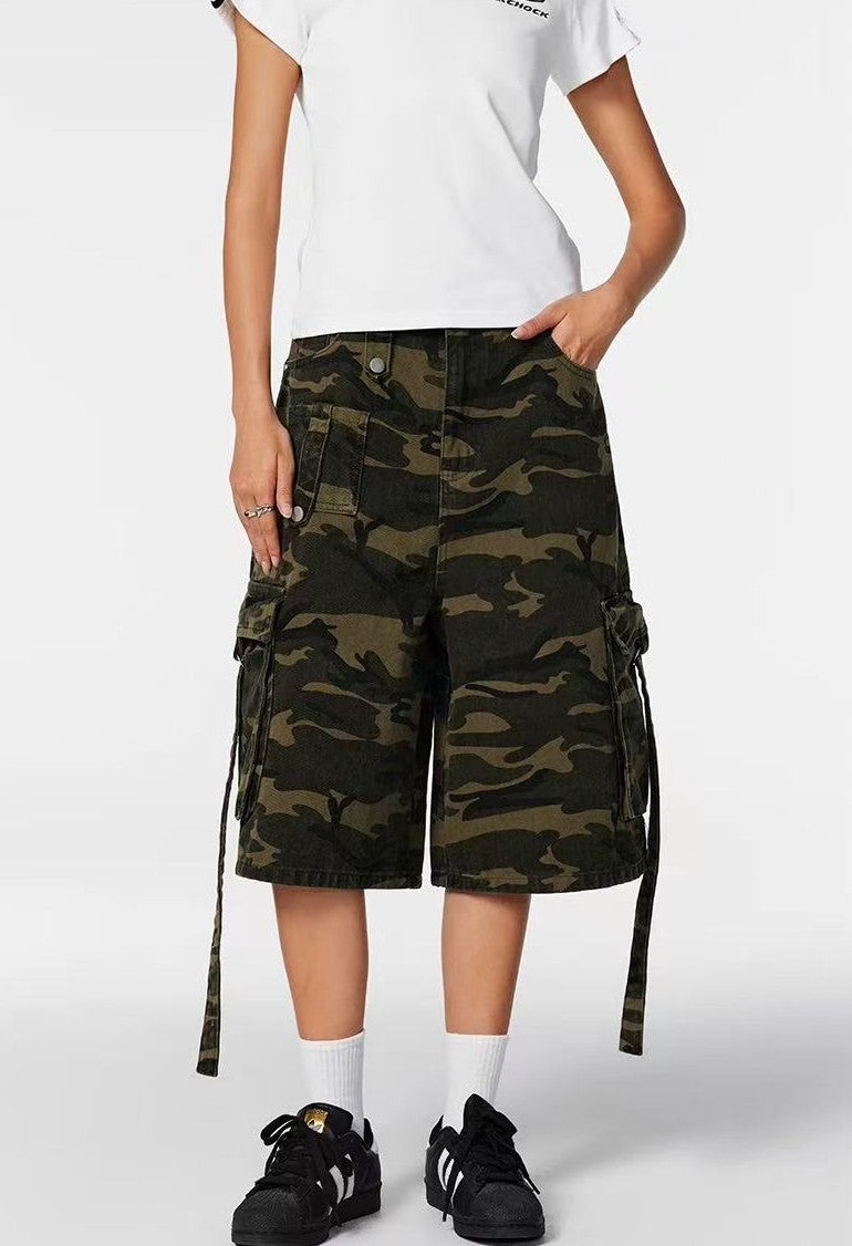 ACHOCK Retro Big Pocket Camouflage Baggy Shorts