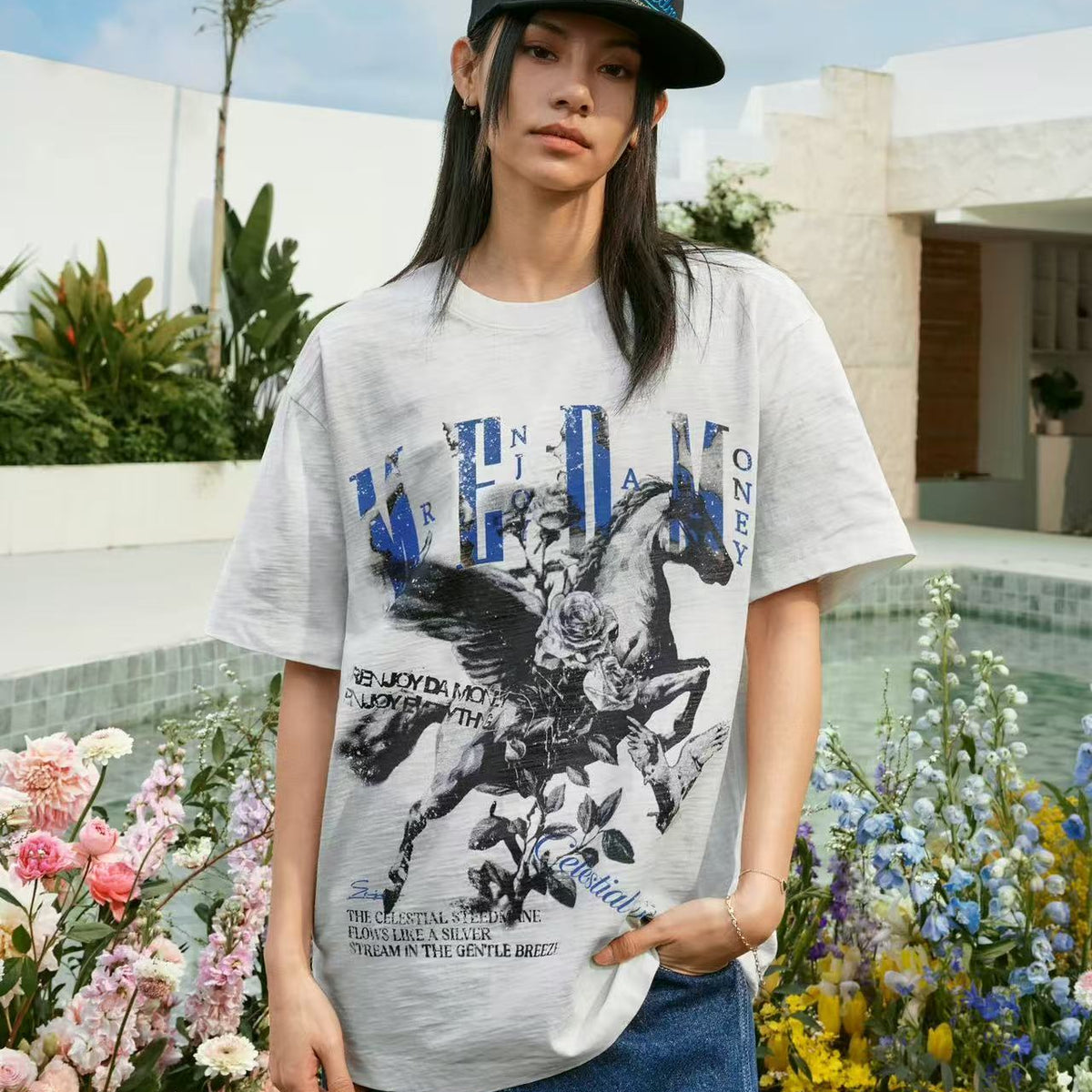 MEDM Pegasus Distressed Short-sleeved T-shirt