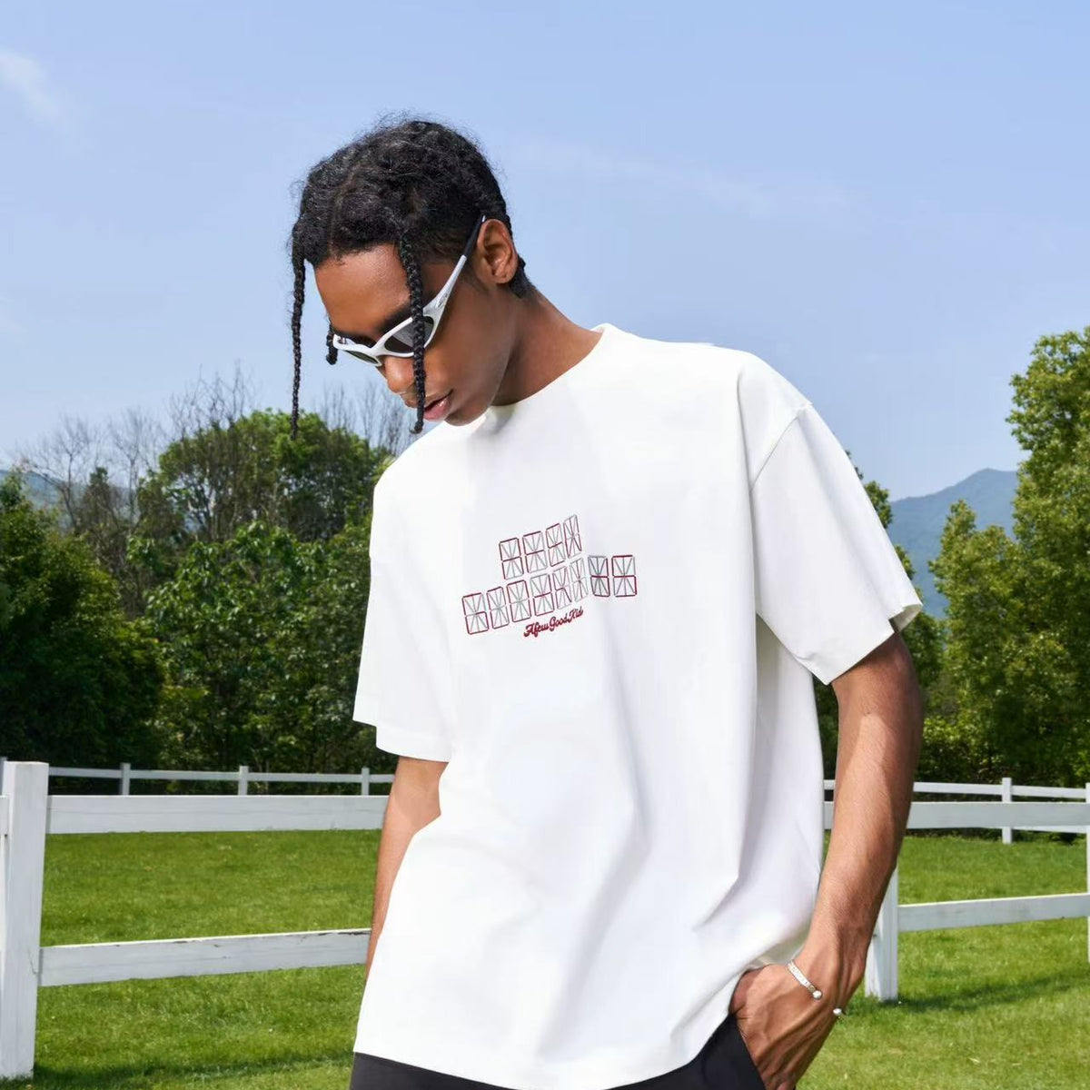 AFGK Electronic Screen Embroidery LOGO Short-sleeves T-shirt