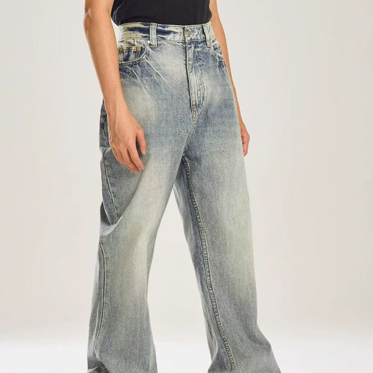 BIPOLAR Mild Light Color Washed Cleanfit Denim Jeans