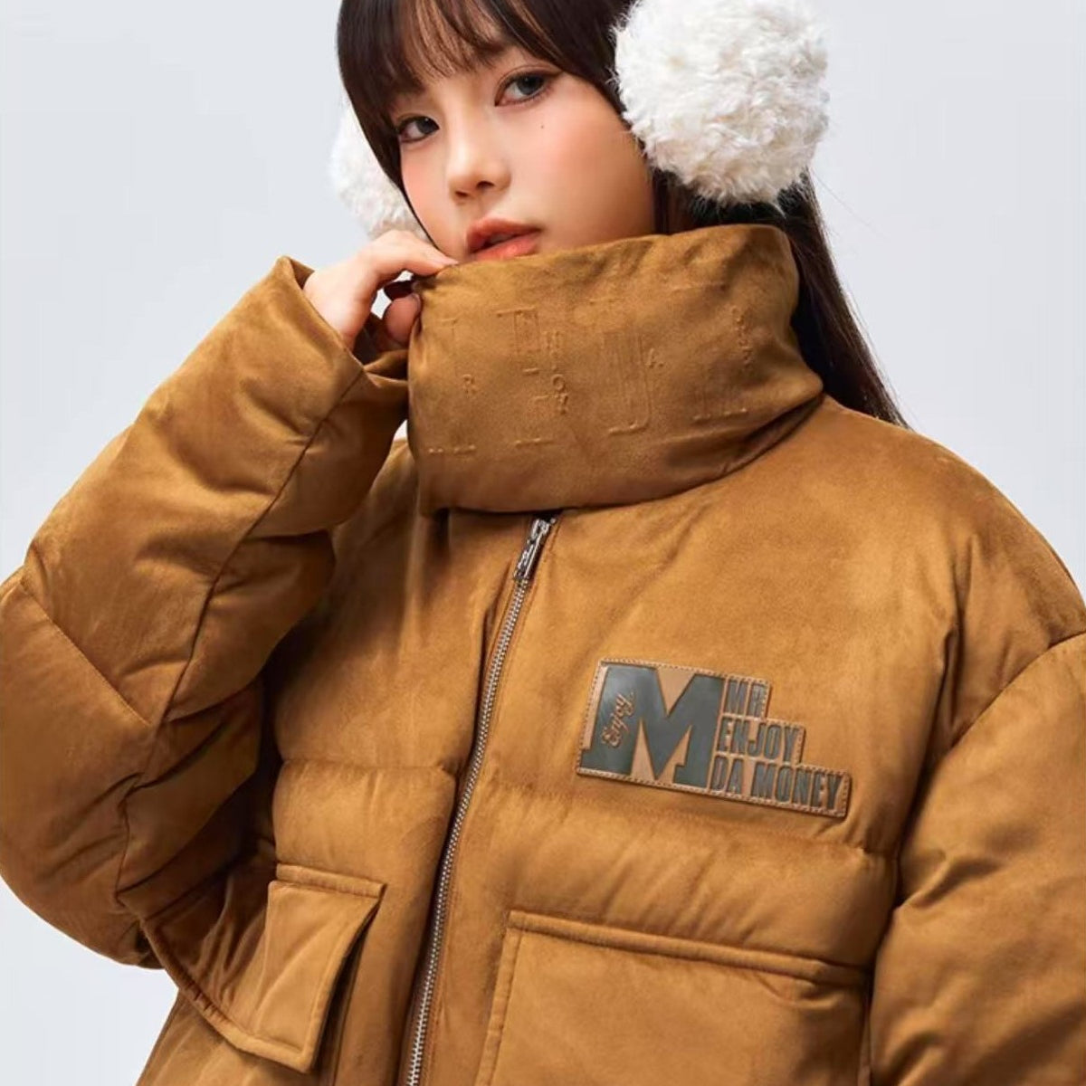 MEDM Logo Embossed Leather Label Scarf Down Jacket