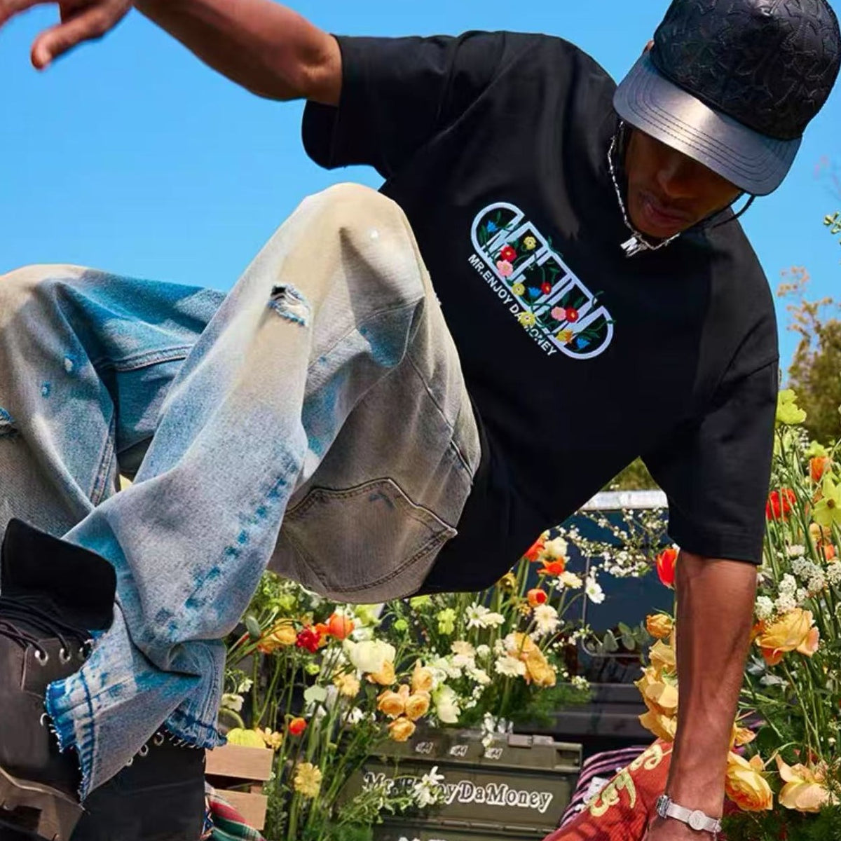 MEDM Capsule Floral Logo Print Short-sleeved T-shirt