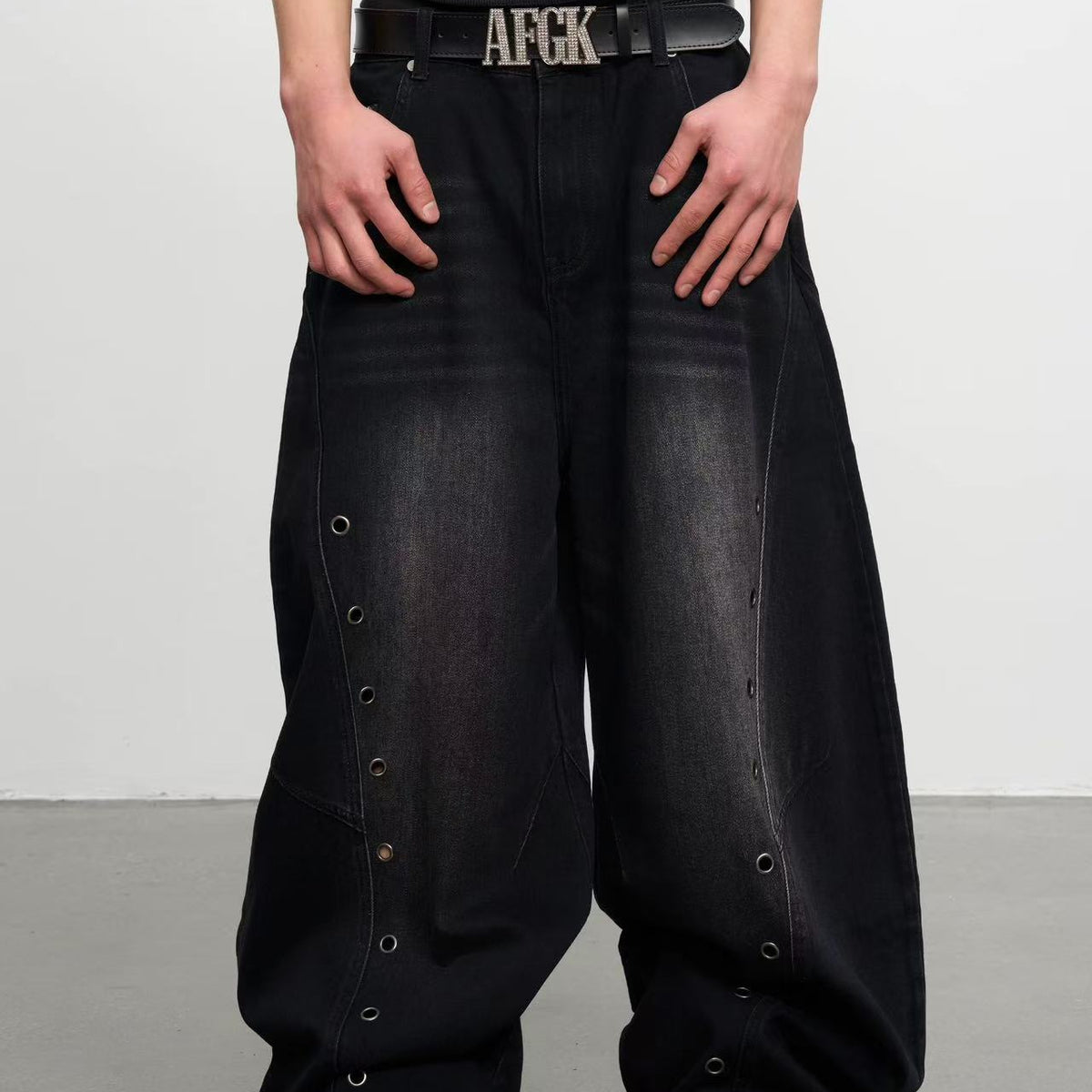 AFGK Air-eye Scimitar Washed Distressed Jeans
