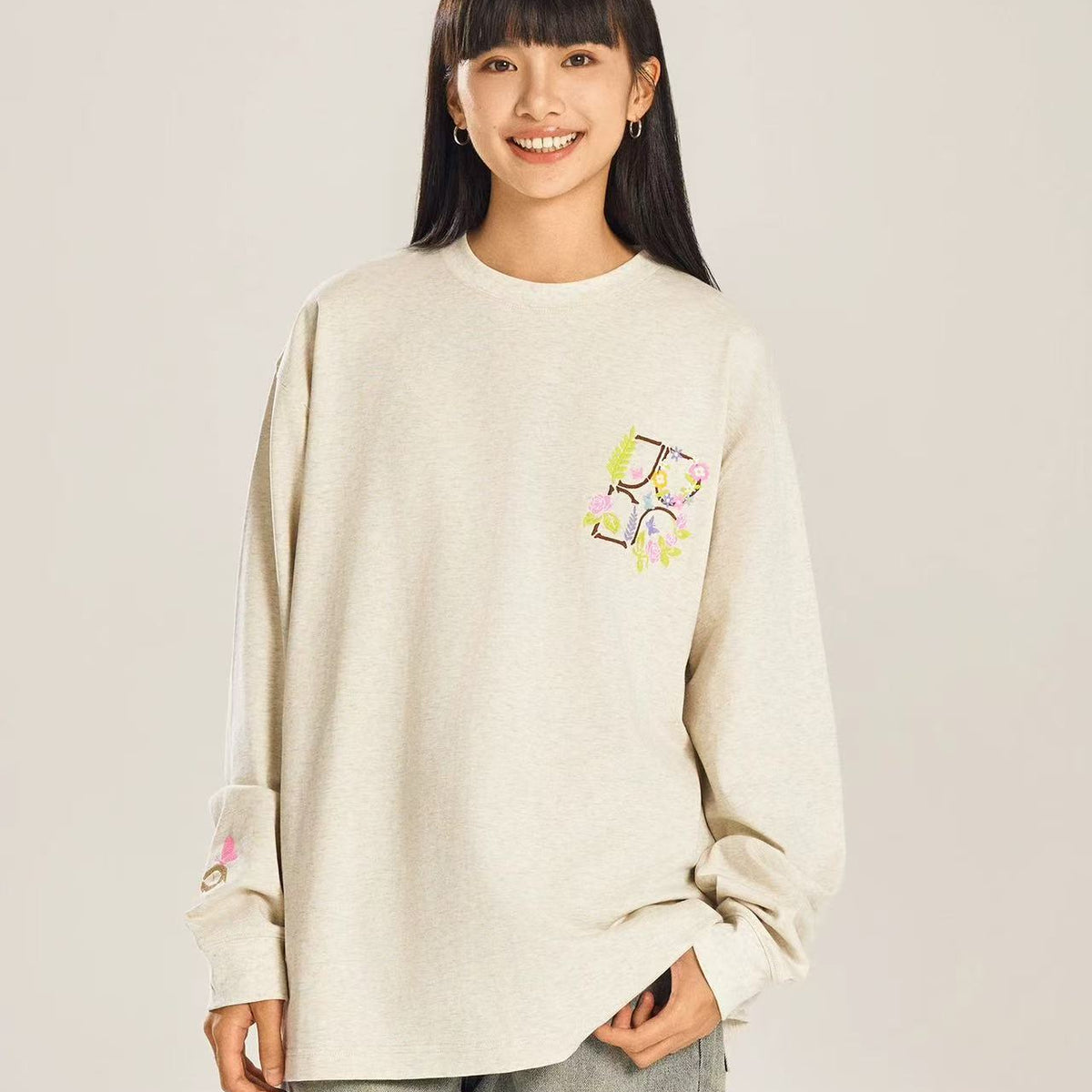 BIPOLAR Embroidered Flower Long-sleeved Sweatshirt