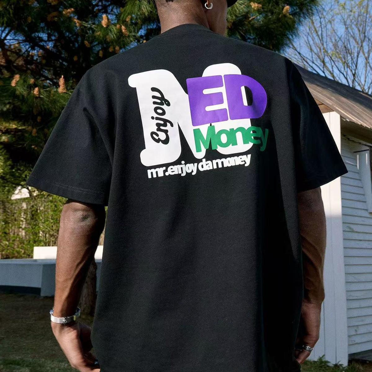 MEDM Retro Graffiti Letters Print Logo Short-sleeve T-Shirt