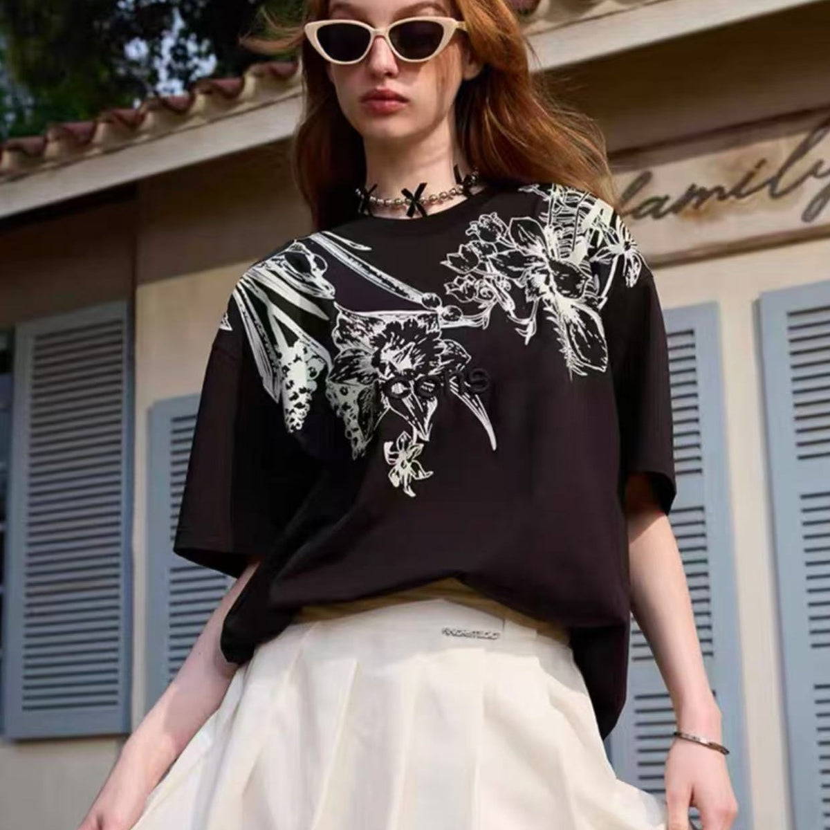 ICONSLAB Original Embroidered Floral T-shirt