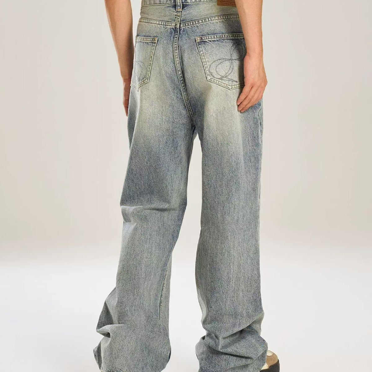 BIPOLAR Mild Light Color Washed Cleanfit Denim Jeans