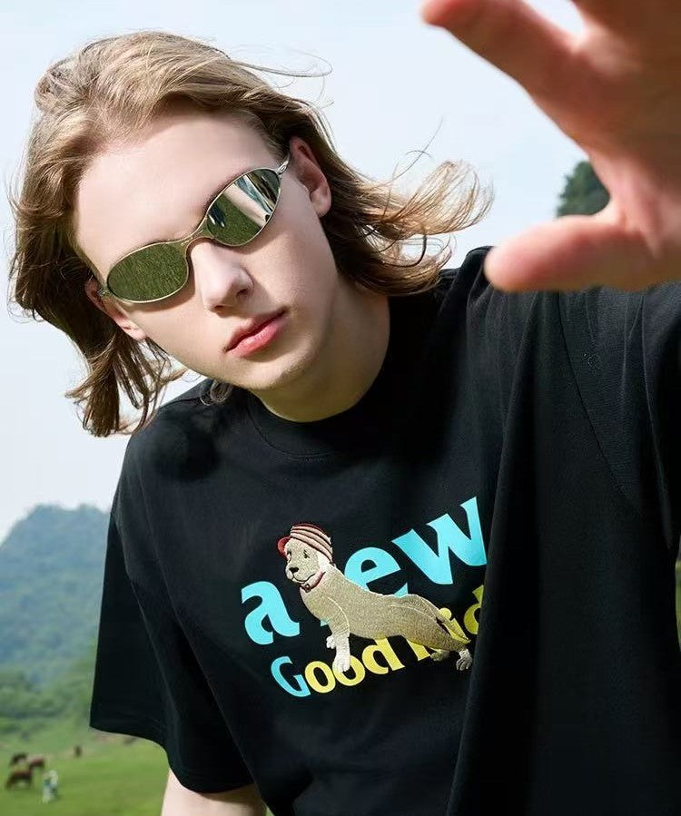 AFGK Vacation Puppy Embroidered Short Sleeve T-Shirt