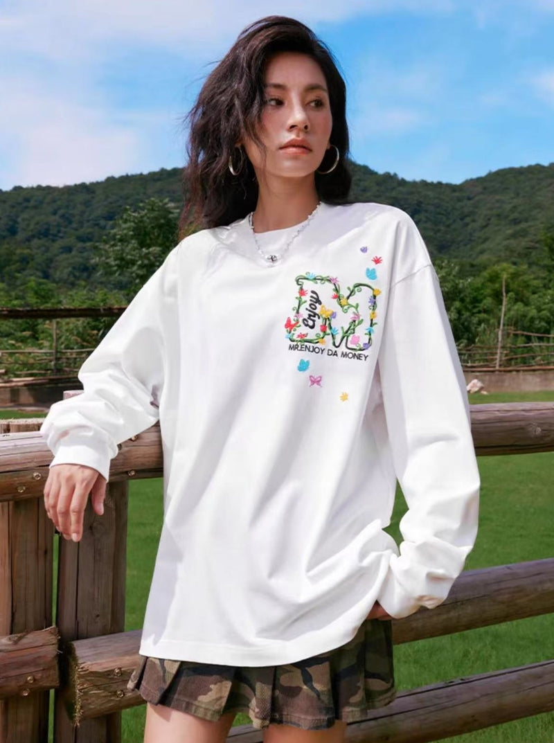 MEDM  Scattered Flower Embroidery Long-sleeved T-shirt