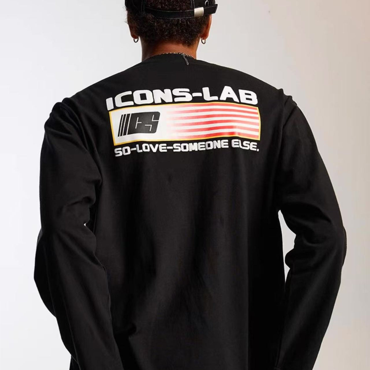 ICONSLAB Foam Logo Flag Printed Long Sleeve T-shirt