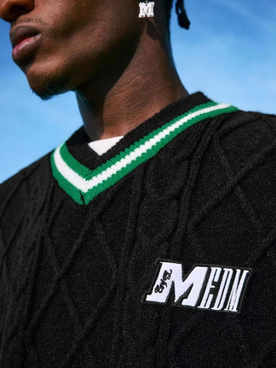 MEDM V-neck Embroidered Sleeveless Sweater