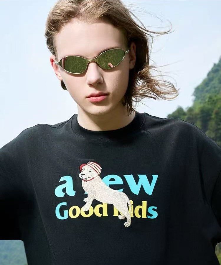 AFGK Vacation Puppy Embroidered Short Sleeve T-Shirt