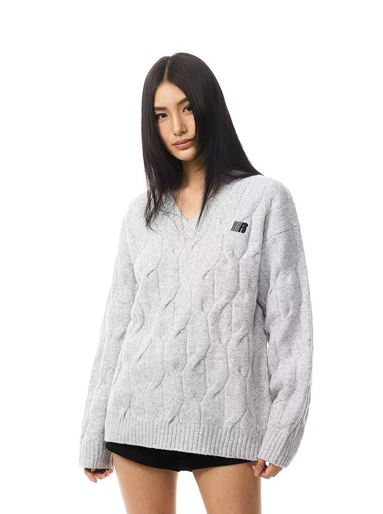 FDR High Street V-neck Twist Sweater