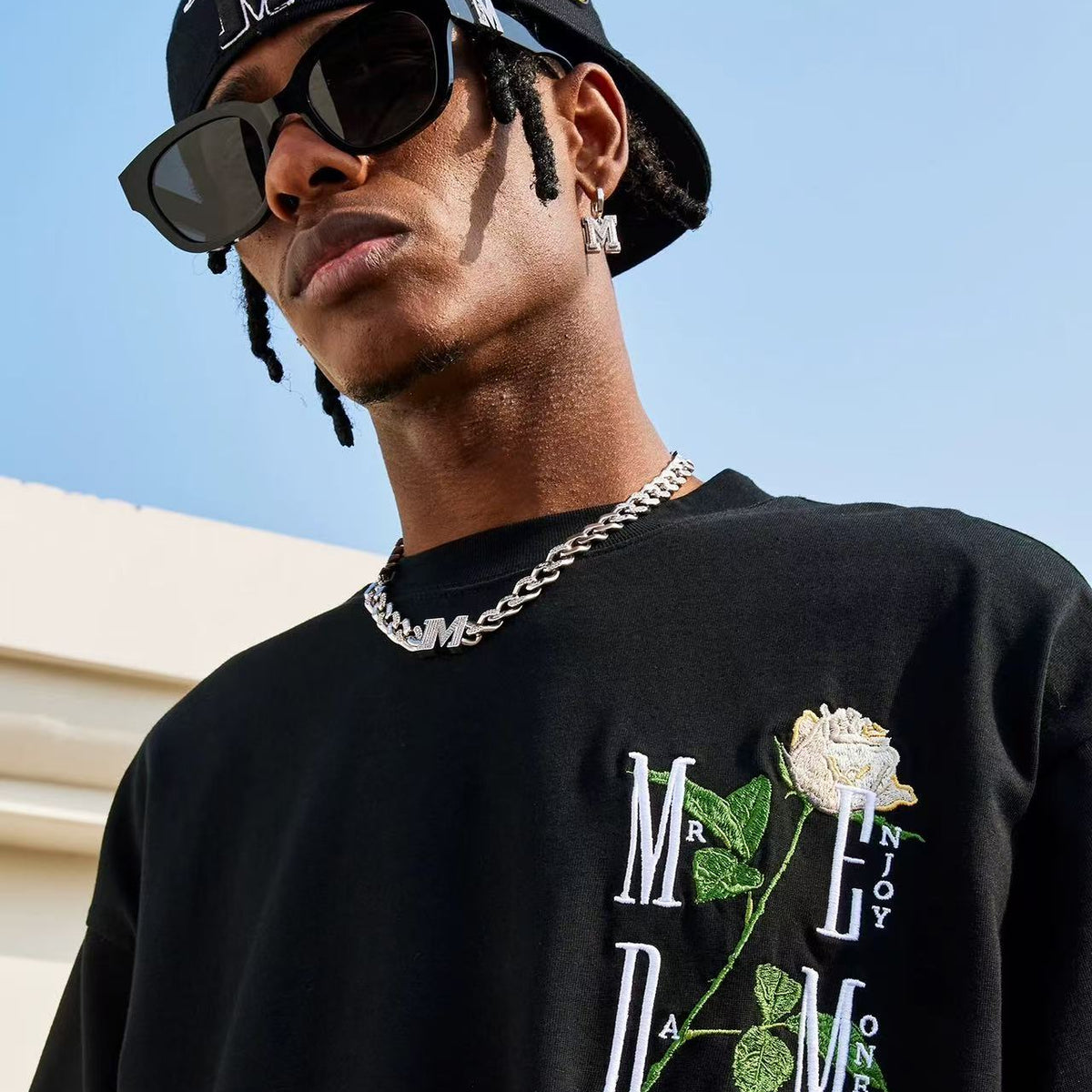 MEDM Rose embroidery Short-sleeved T-shirt