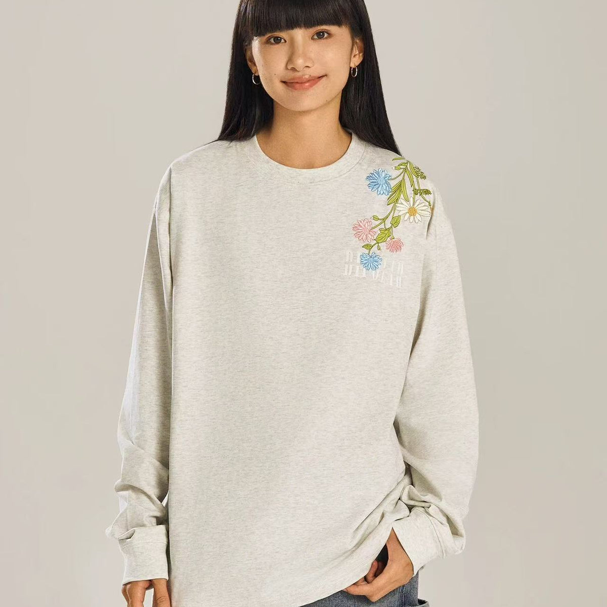 BIPOLAR Flowery Branches Long-sleeved Sweatshirt