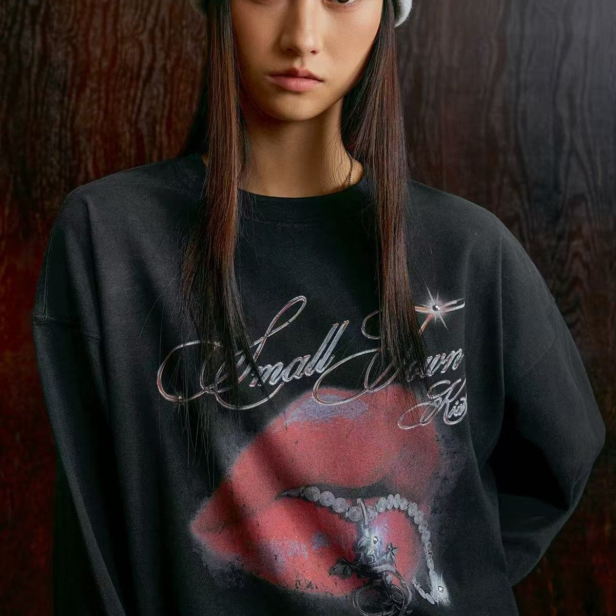 STK Vintage Dirty Wash Glitter Lip Long-Sleeve T-Shirt