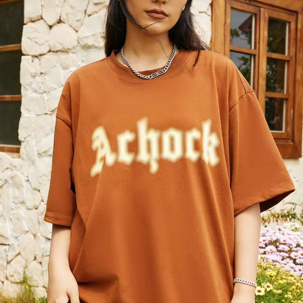 ACHOCK Simple Dot Logo Blur Printed T-shirt