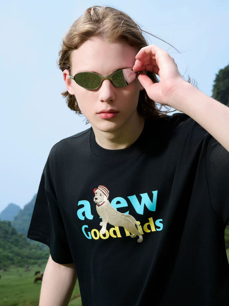 AFGK Vacation Puppy Embroidered Short Sleeve T-Shirt