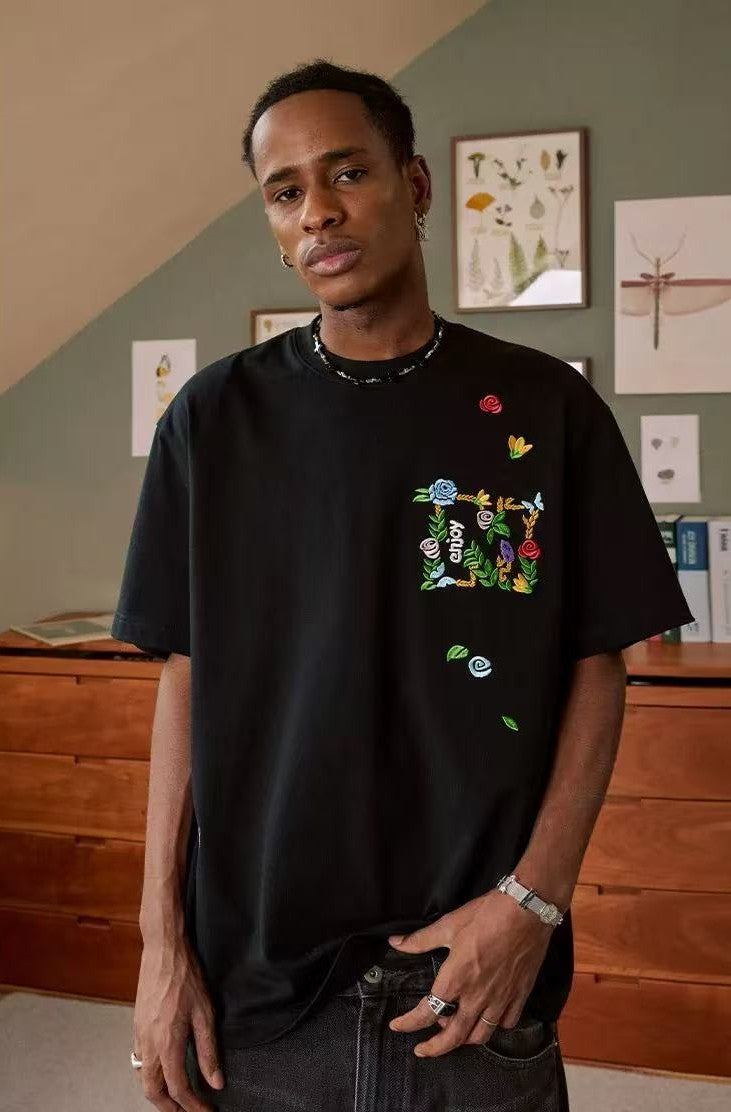 MEDM Embroidered Floral Short-sleeved T-shirt