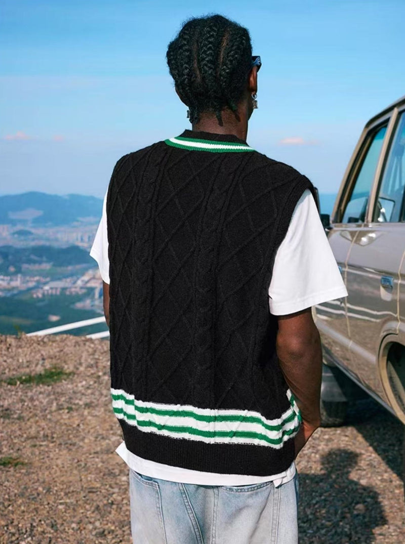 MEDM V-neck Embroidered Sleeveless Sweater