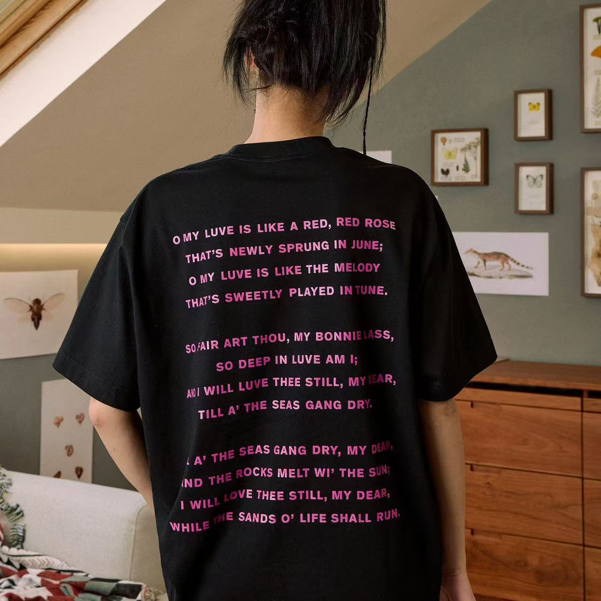 MEDM Rose and Sword Print Short-sleeve T-Shirt