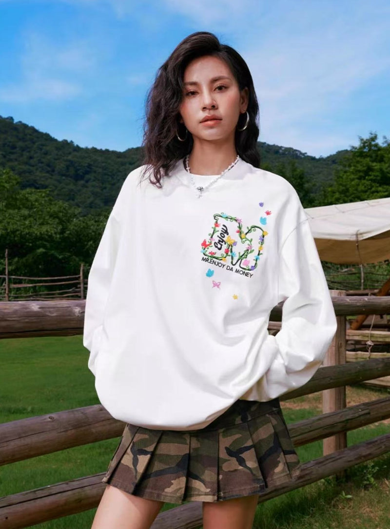 MEDM  Scattered Flower Embroidery Long-sleeved T-shirt