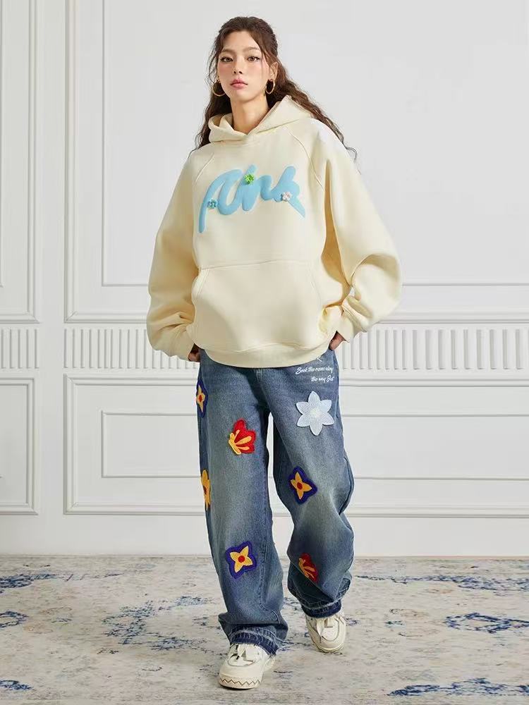 ACHOCK Creative Letter Petal Embroidered Jeans