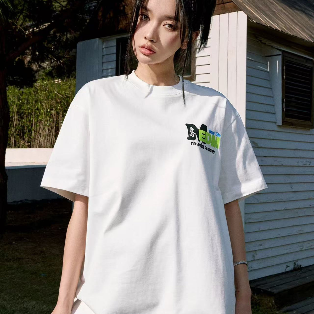 MEDM Retro Graffiti Letters Print Logo Short-sleeve T-Shirt