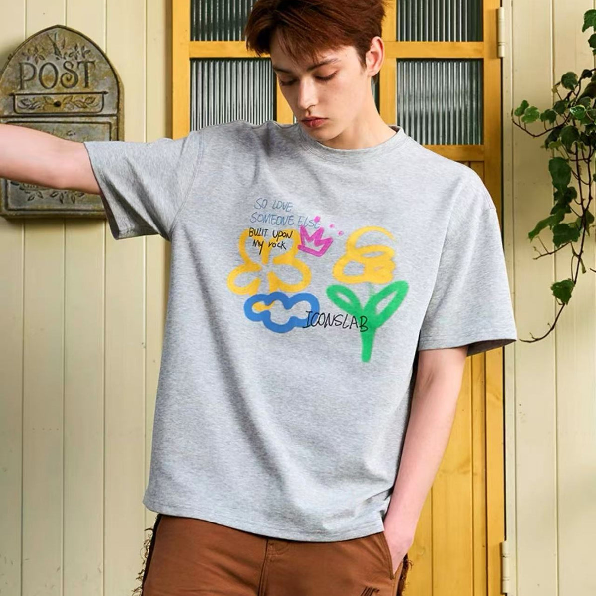 ICONSLAB Fun Hand Drawn Doodle Flowers T-shirts