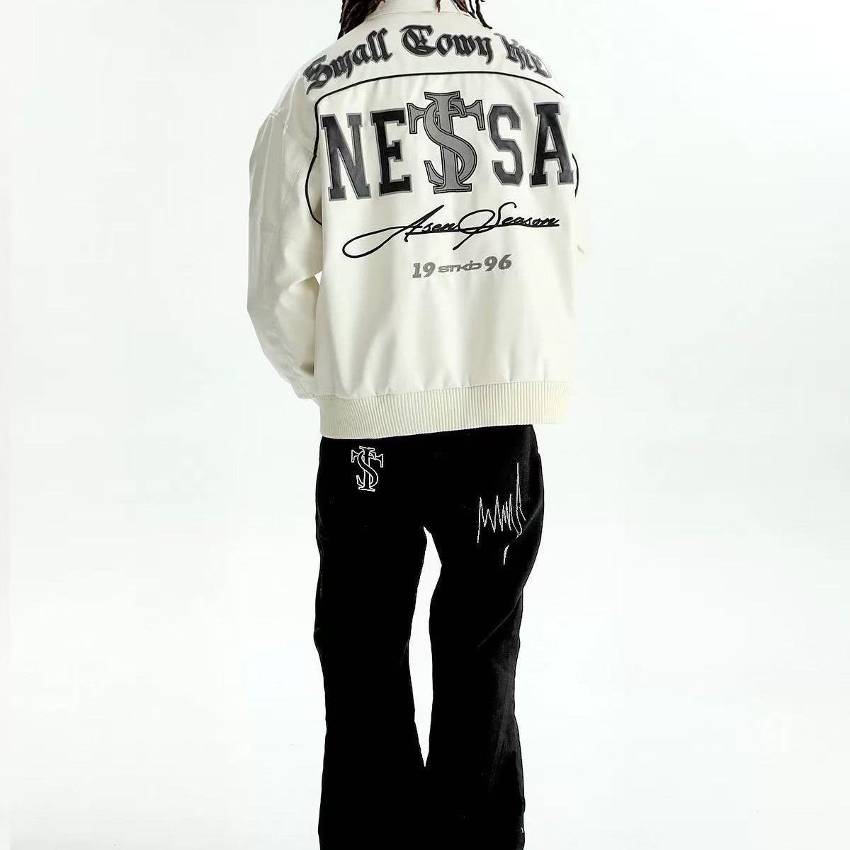 STK Wavy Line Slight Flared Waterwashed Jeans