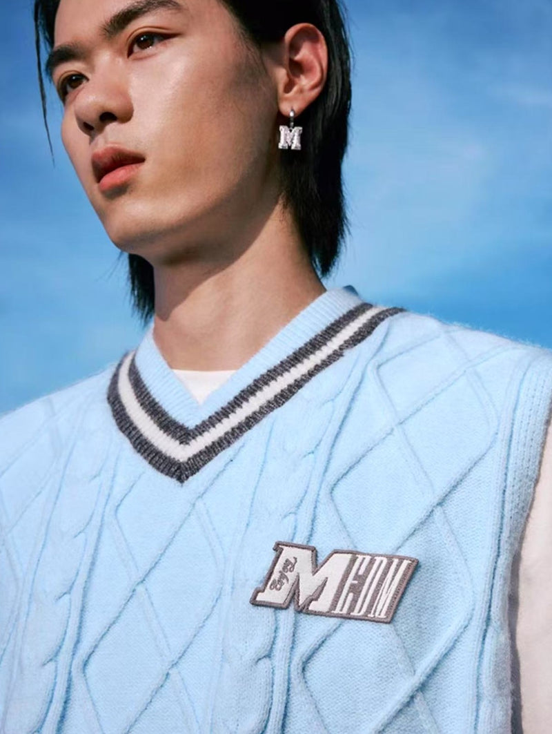 MEDM V-neck Embroidered Sleeveless Sweater