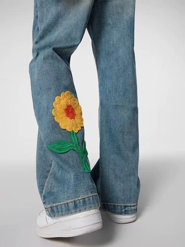ACHOCK Creative Petal Embroidered Jeans