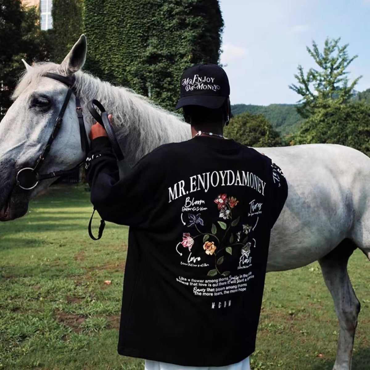 MEDM Floral Embroidered Long-sleeve T-shirt