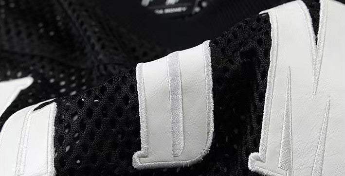 MEDM Logo Grid Hollow Design Long-sleeved T-shirt