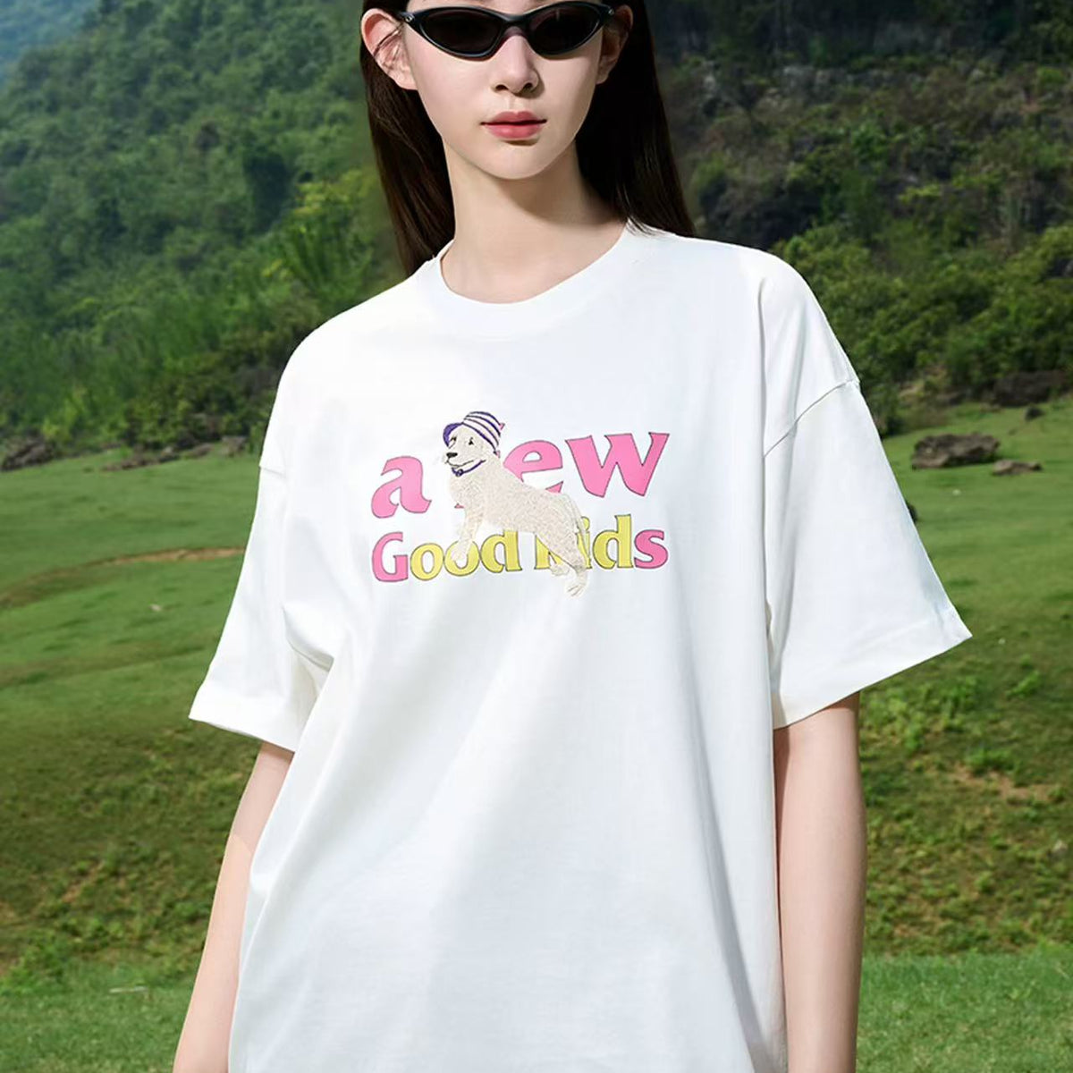 AFGK Vacation Puppy Embroidered Short Sleeve T-Shirt